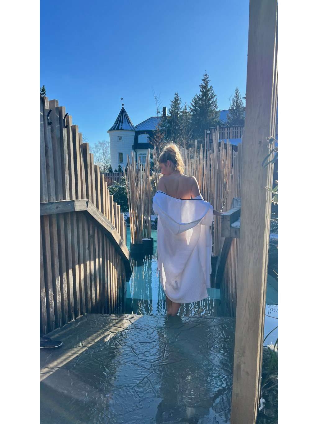 901_hot-zip-sauna-limited-vafle-ruzova-ponco.jpg